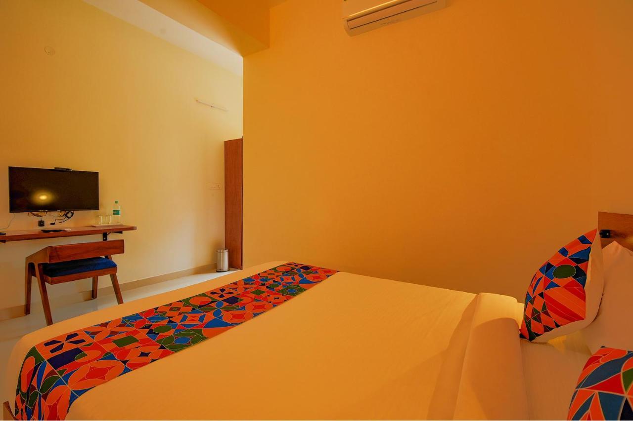 Fabhotel Gr Lake View - Btm Layout 벵갈루루 외부 사진