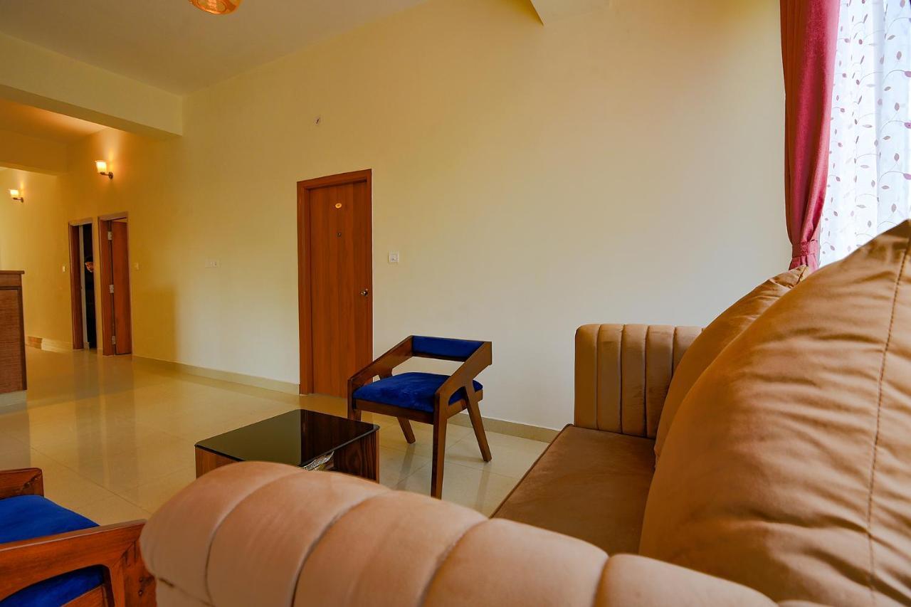Fabhotel Gr Lake View - Btm Layout 벵갈루루 외부 사진