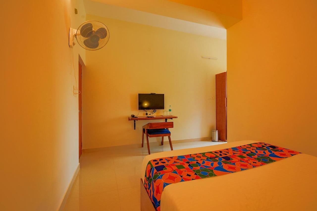 Fabhotel Gr Lake View - Btm Layout 벵갈루루 외부 사진
